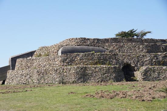 Cairn de Petit Mont
