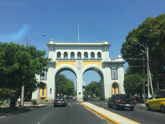 Arcos Vallarta Guadalajara