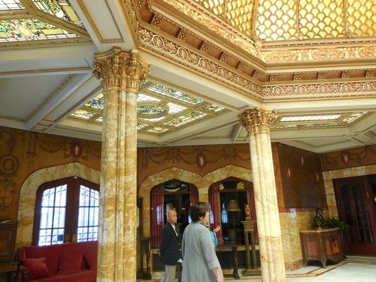 Doheny Mansion and Chester Place