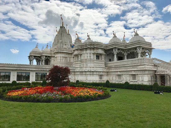 BAPS Shri Swaminarayan Mandir