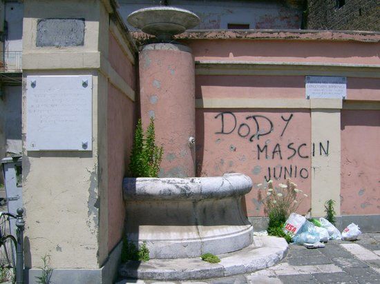 Fontana del Carolino