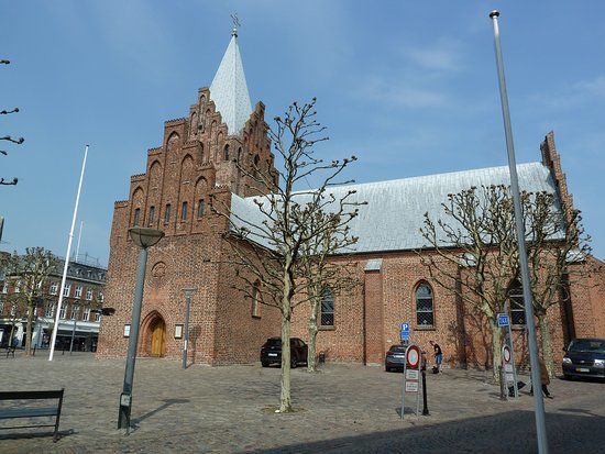 Grenaa Kirke