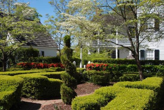 Burgwin-Wright House and Gardens