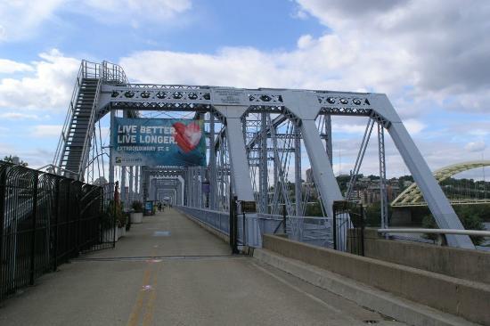 Purple People Bridge