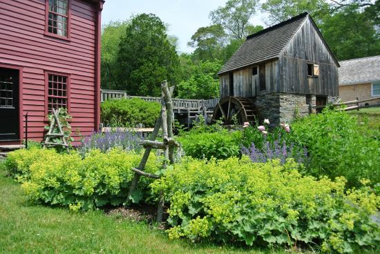 Gilbert Stuart Museum