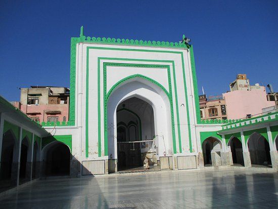 Akbari Masjid