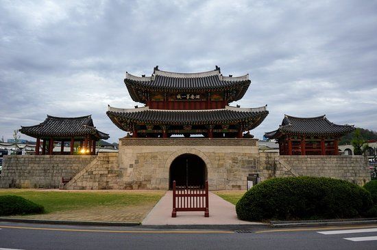 Pungnammun Gate