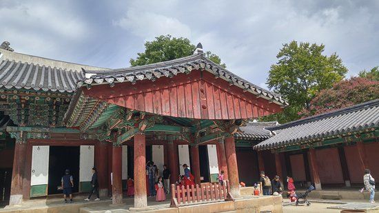 Gyeonggijeon Shrine