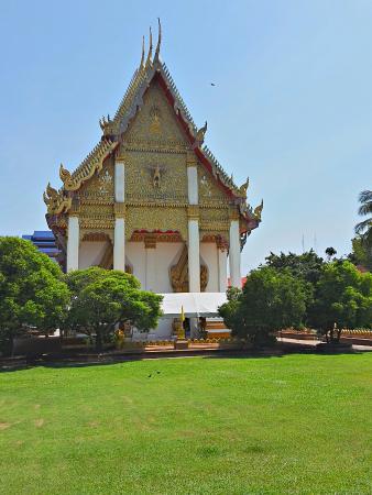 Wat Buraparam