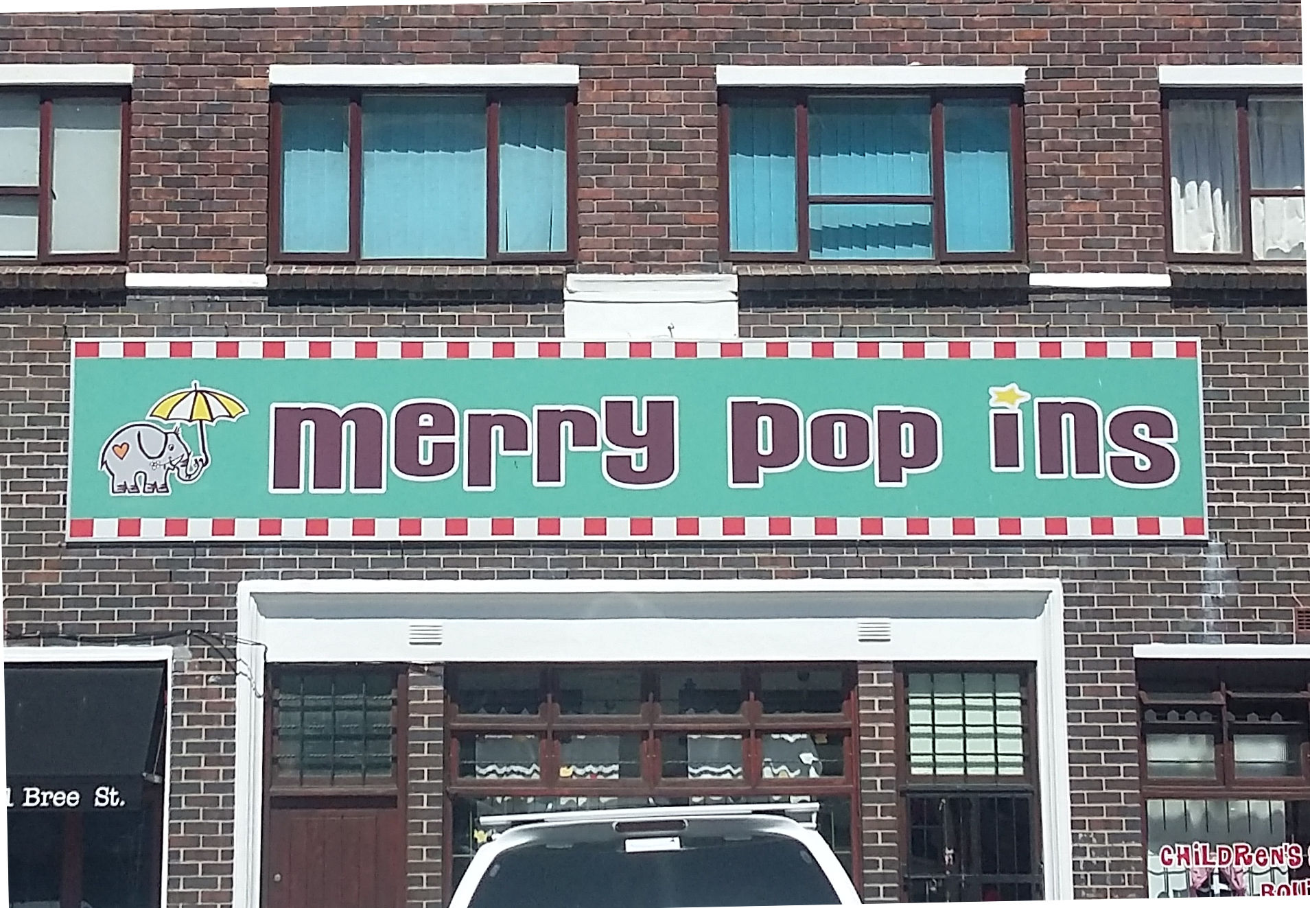 Merry Pop Ins