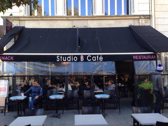 Studio B Cafe