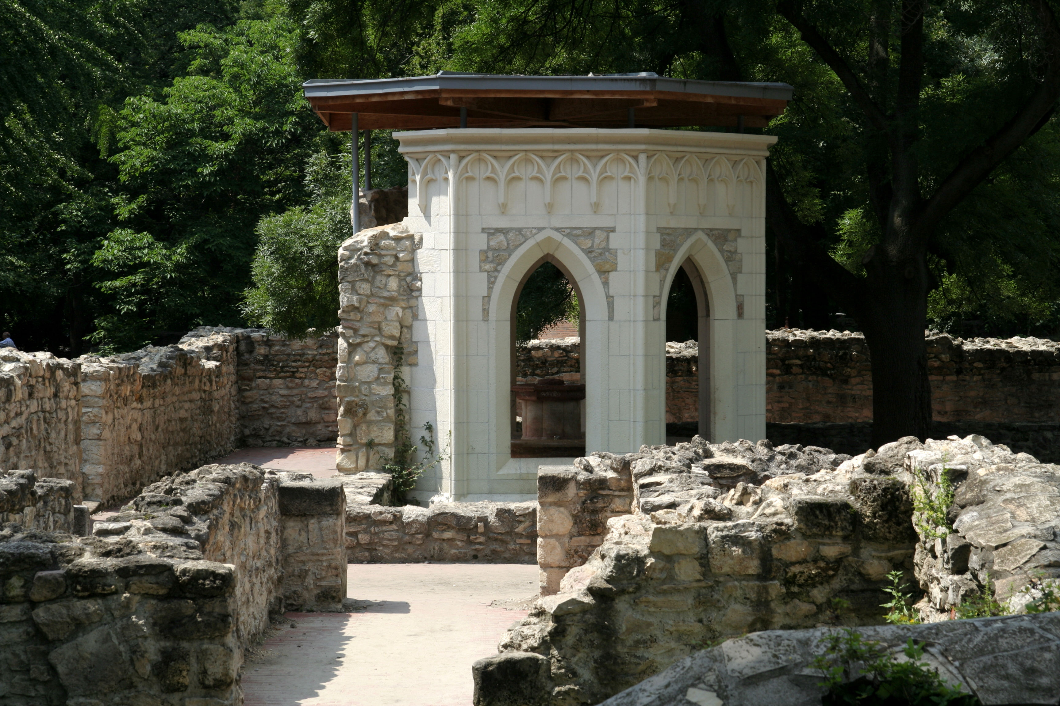 Domonkos kolostor