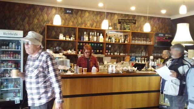 Artifakt Gallery & Cafe