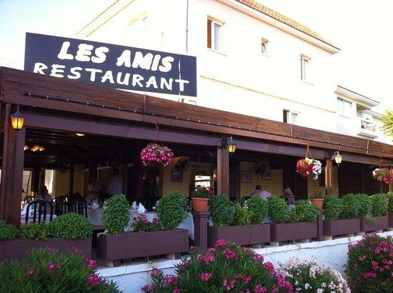 Les Amis