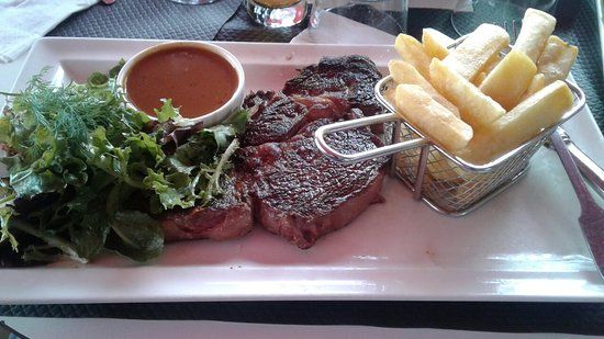 Cafe de la Grande Plage