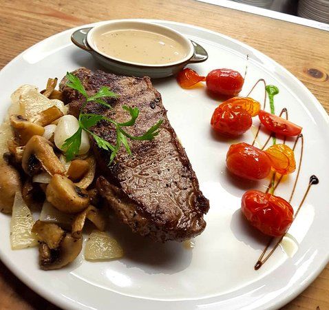 IL Pomo Doro Restaurant