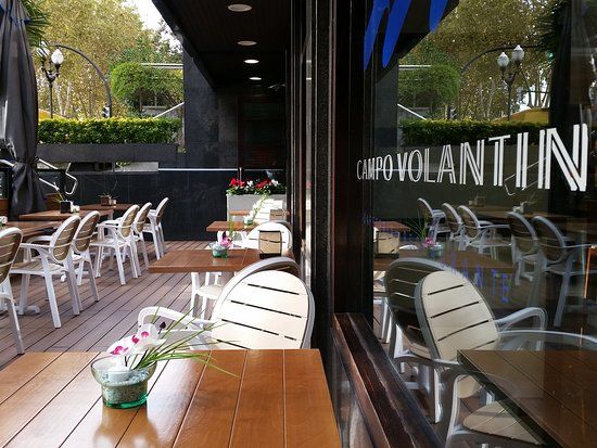 Restaurante Cafeteria Campo Volantin