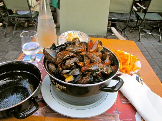 Le grand Cafe