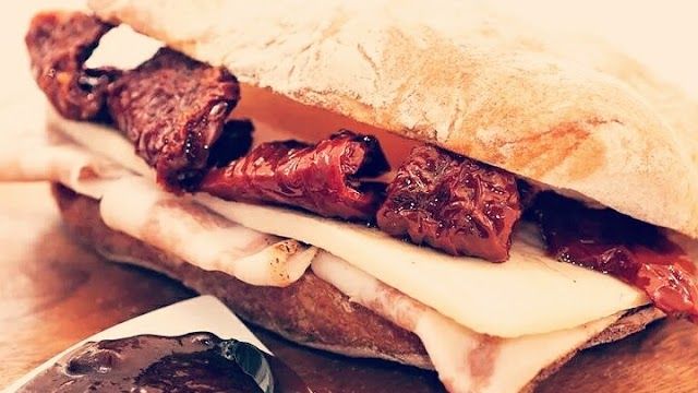 Panino Divino
