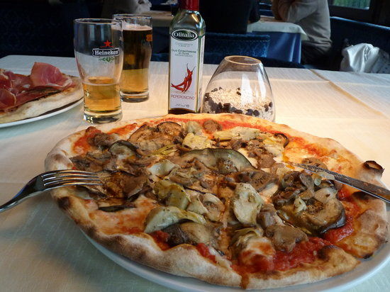 Ristorante Pizzeria Drei Tannen