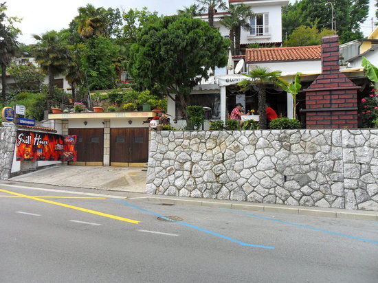 Grill House
