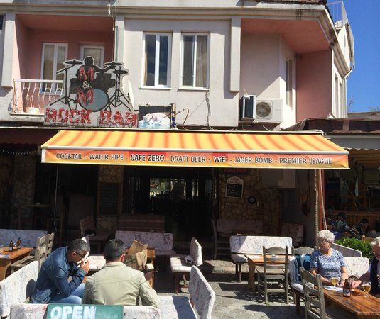 M&M Rock Cafe&Bar
