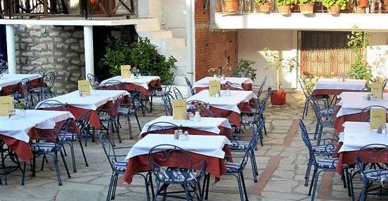 Anthoulas restaurant