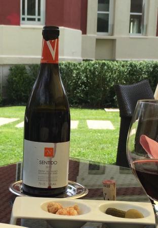 Lounge Bar at Hotel Villa Paulita