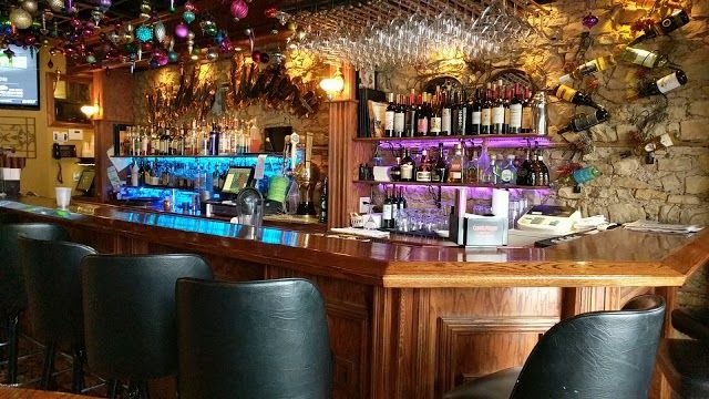 Muddy Waters Bar & Grill