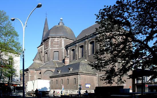 Collégiale Saint-Jean l'Évangéliste