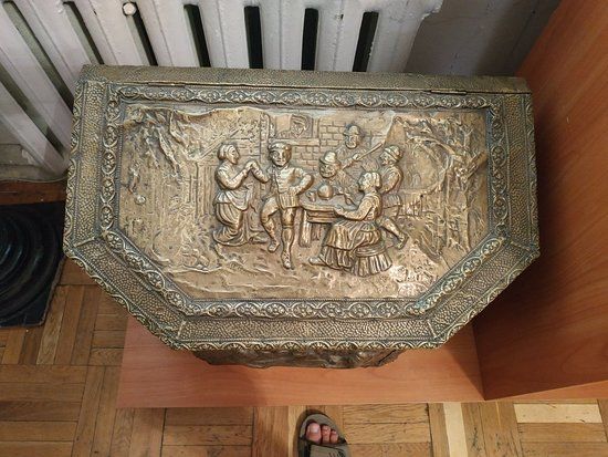 The Municipal O.Bleschunov Museum of Private Collections