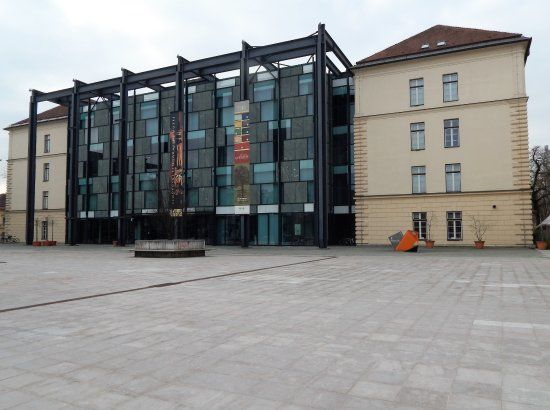 Slowenisches Ethnographisches Museum