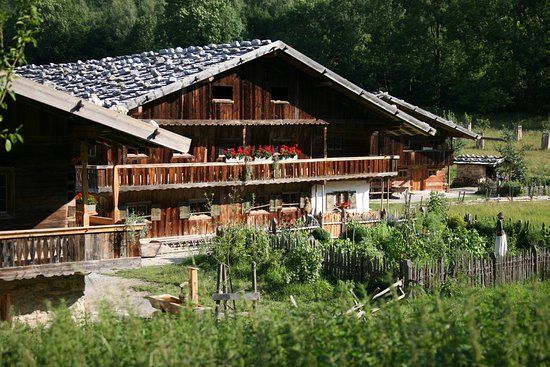 Markus Wasmeier Farm and Winter Sports Museum