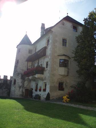 Velthurns Castle