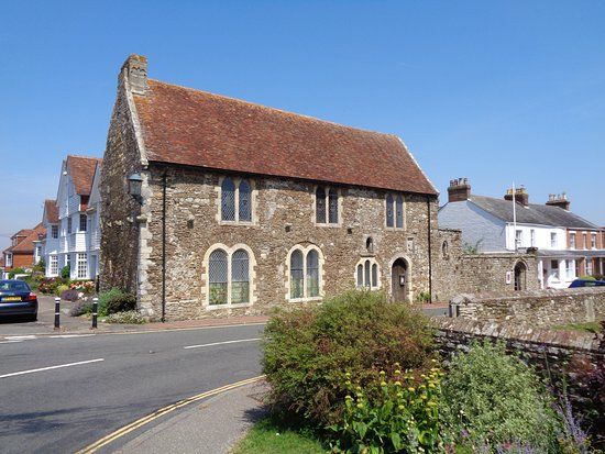 Winchelsea Court Hall Museum