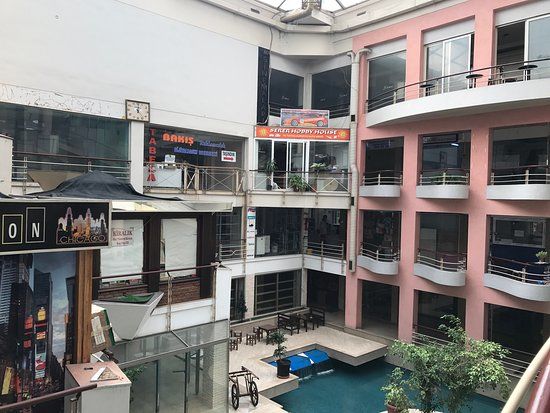 Kemer Plaza Alışveriş Merkezi