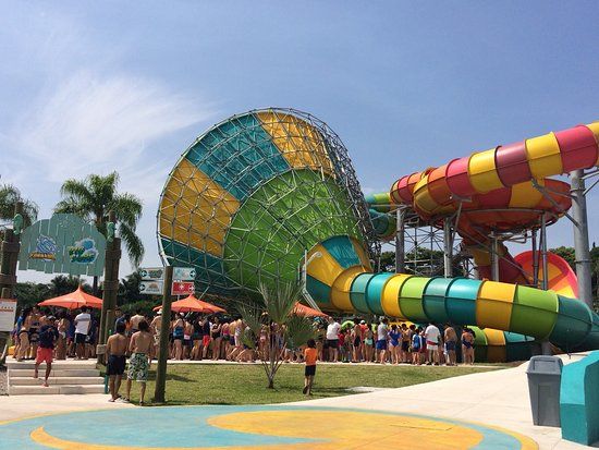 Six Flags Oaxtepec Hurricane Harbor