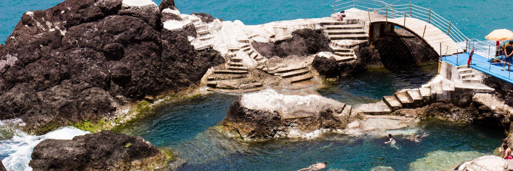 Gomes' Pools