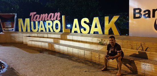 Monumen Merpati Perdamaian