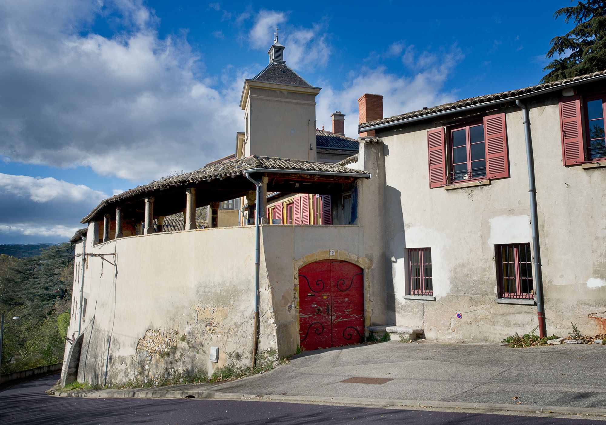 Maison de la Cadiere