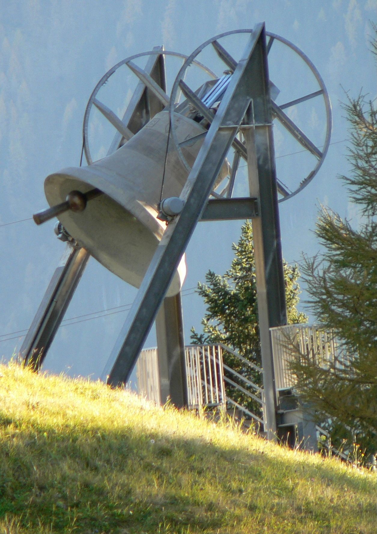 Friedensglocke des Alpenraumes