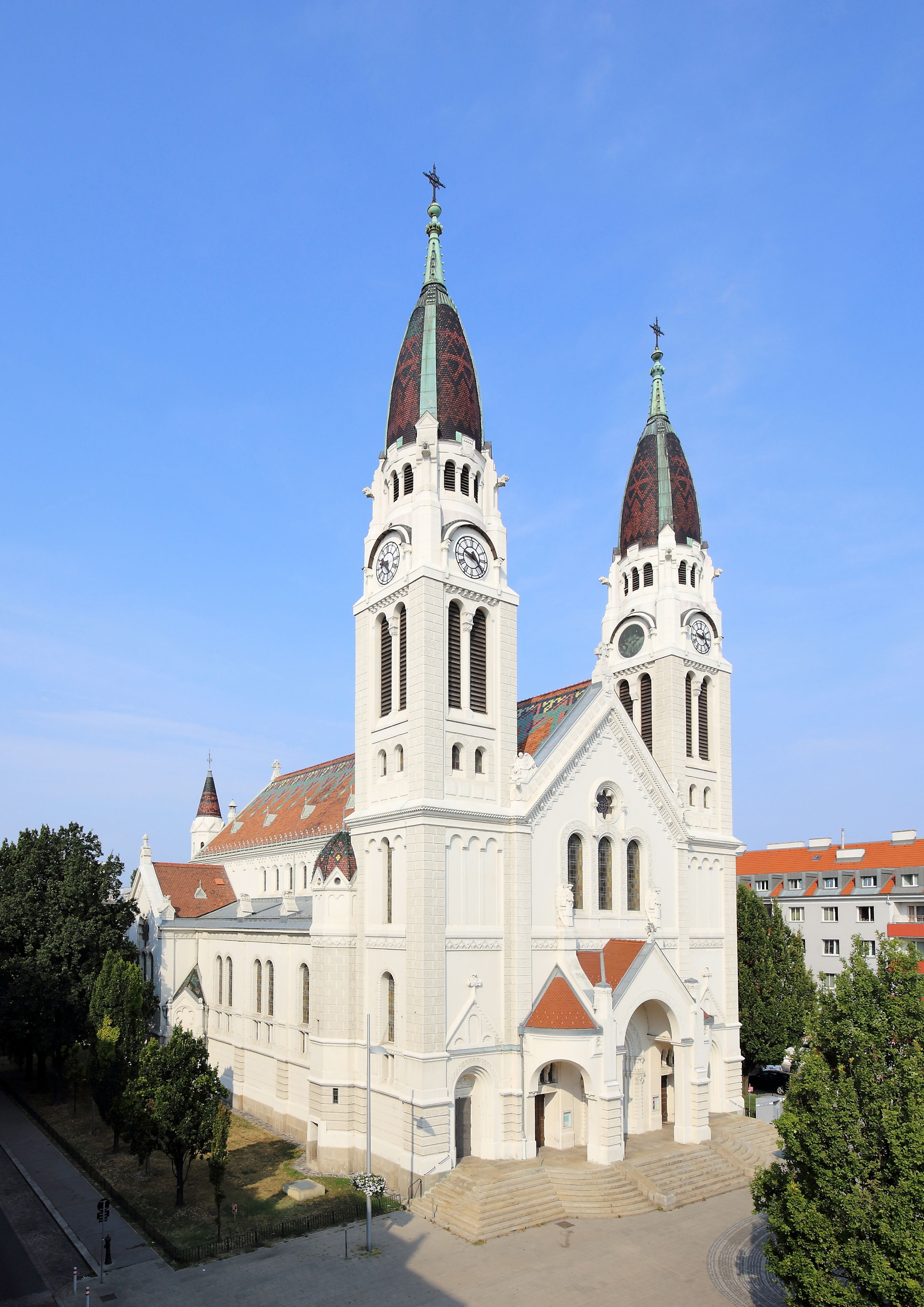 Neusimmering Church
