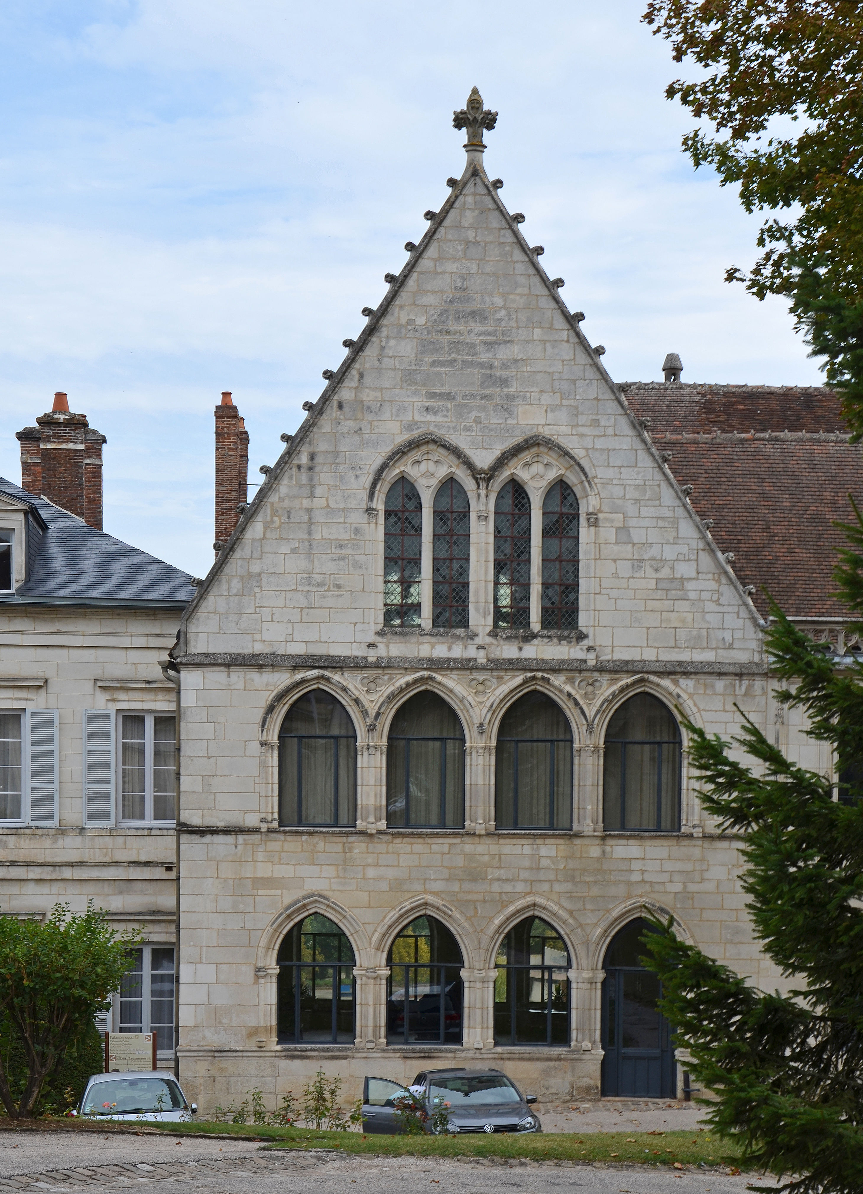 Palais episcopal d'Auxerre