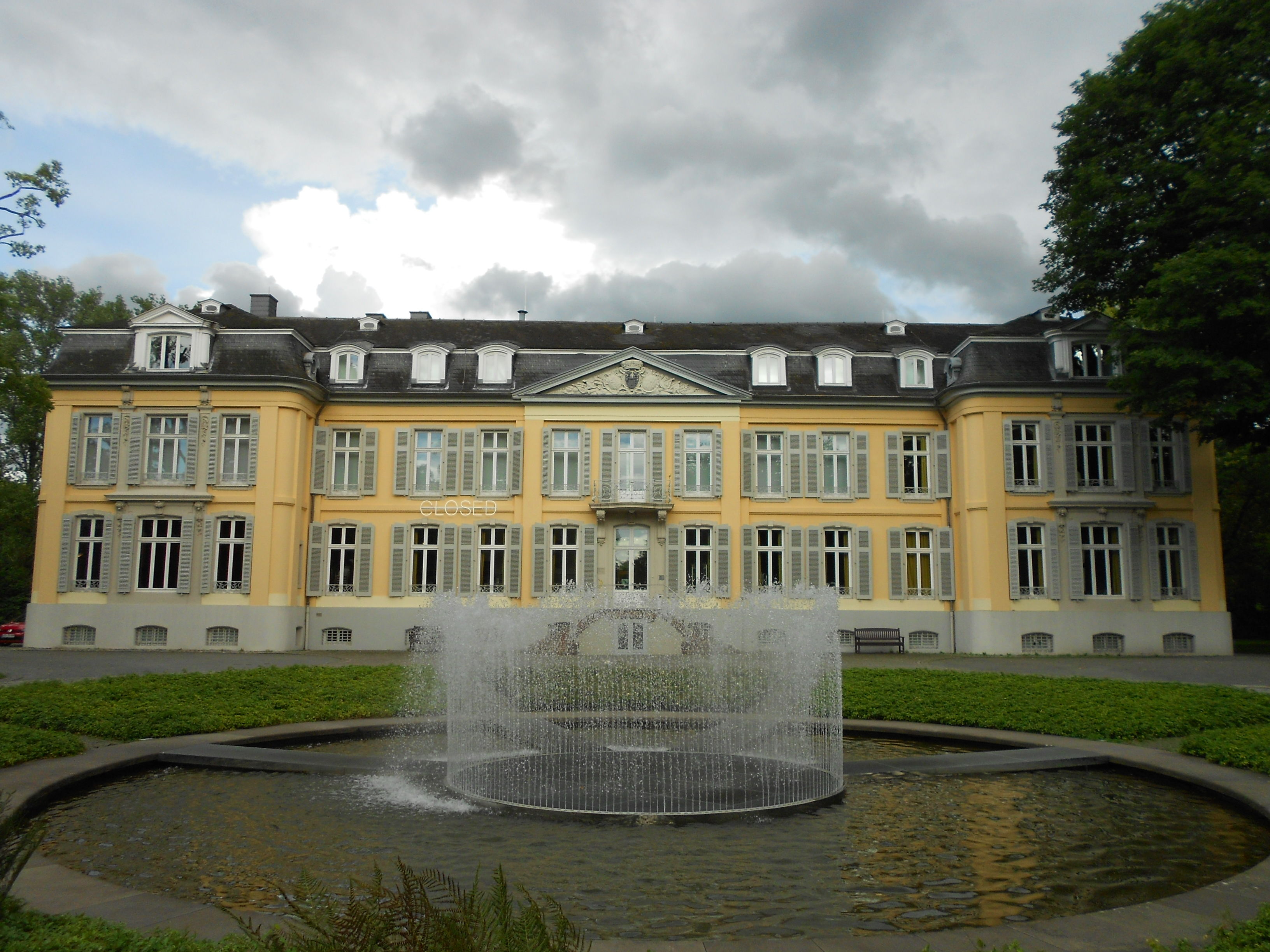 Morsbroich Castle