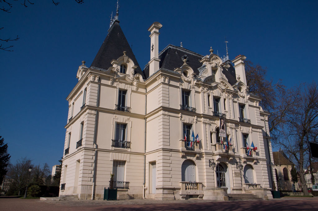 Chateau de Chilly-Mazarin