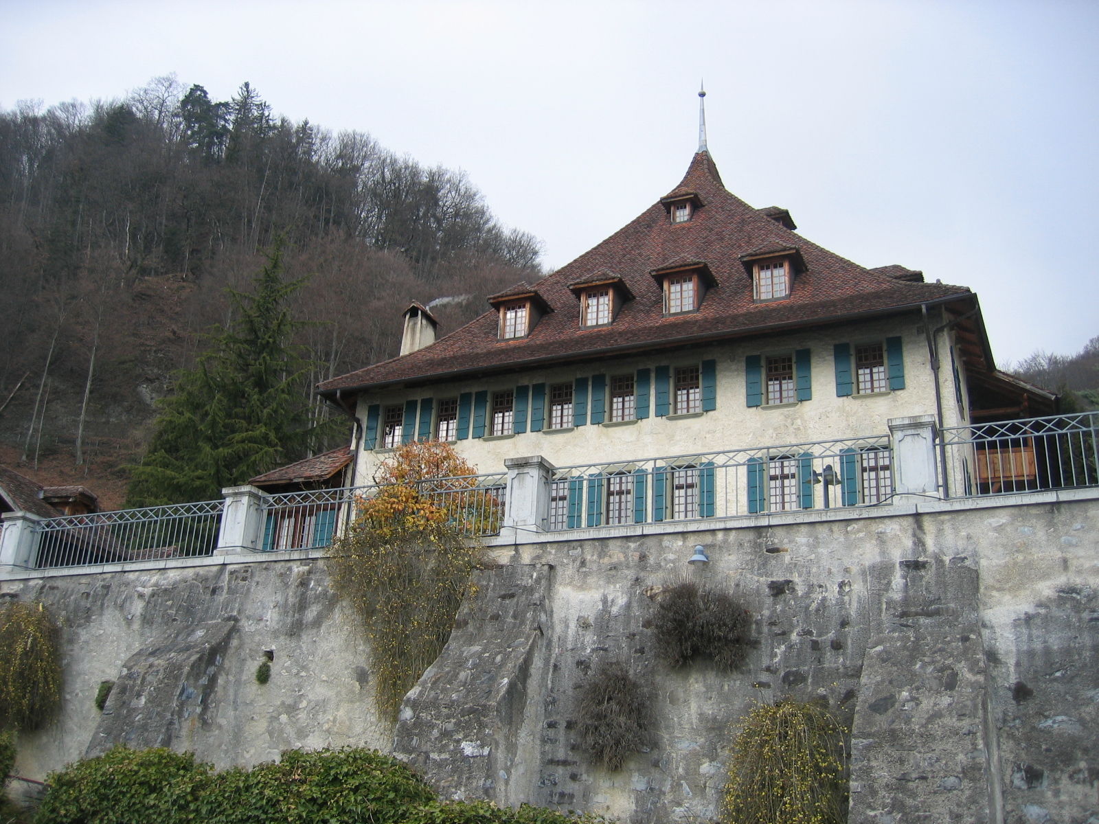 Ralligen estate