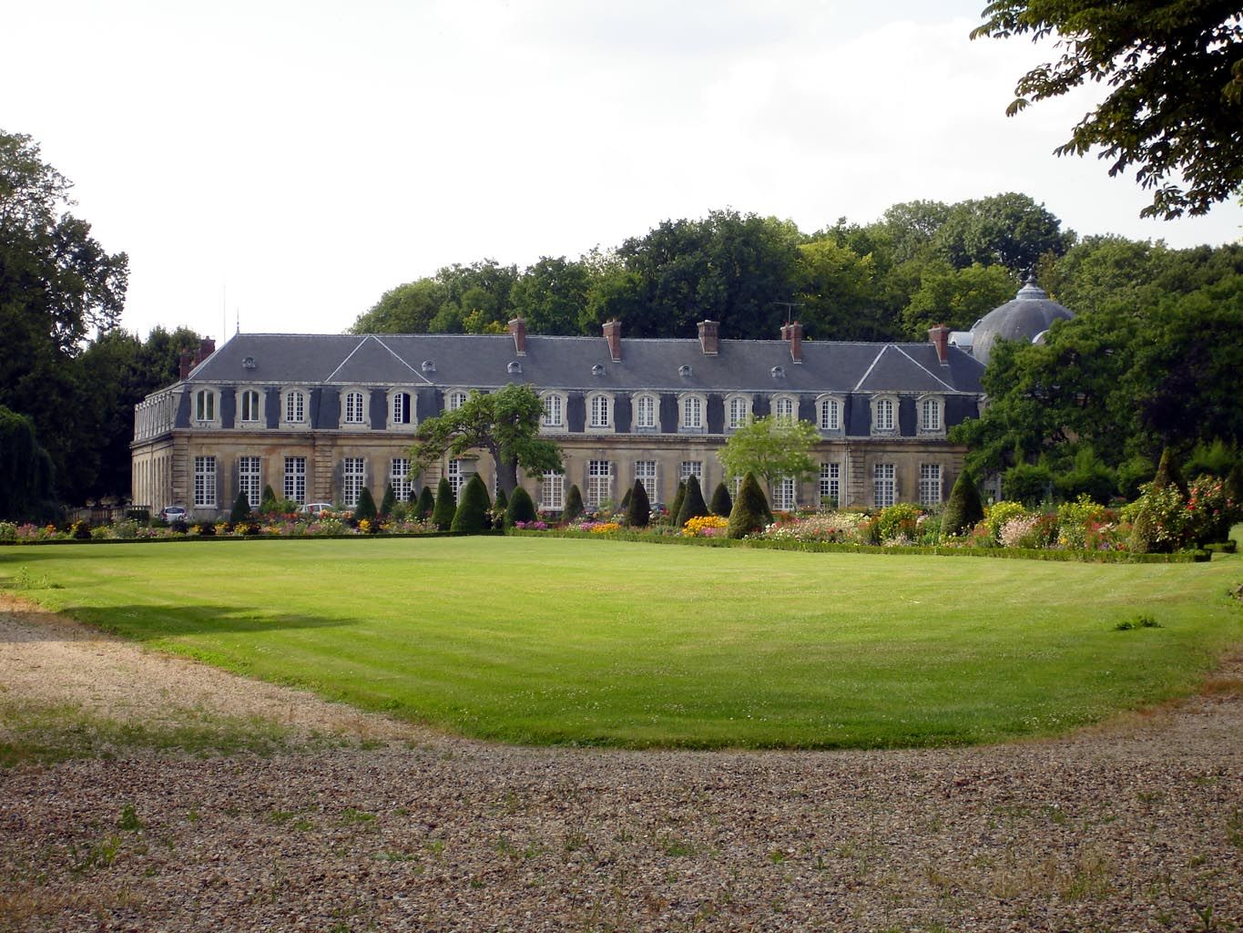 Chateau d'Arnouville