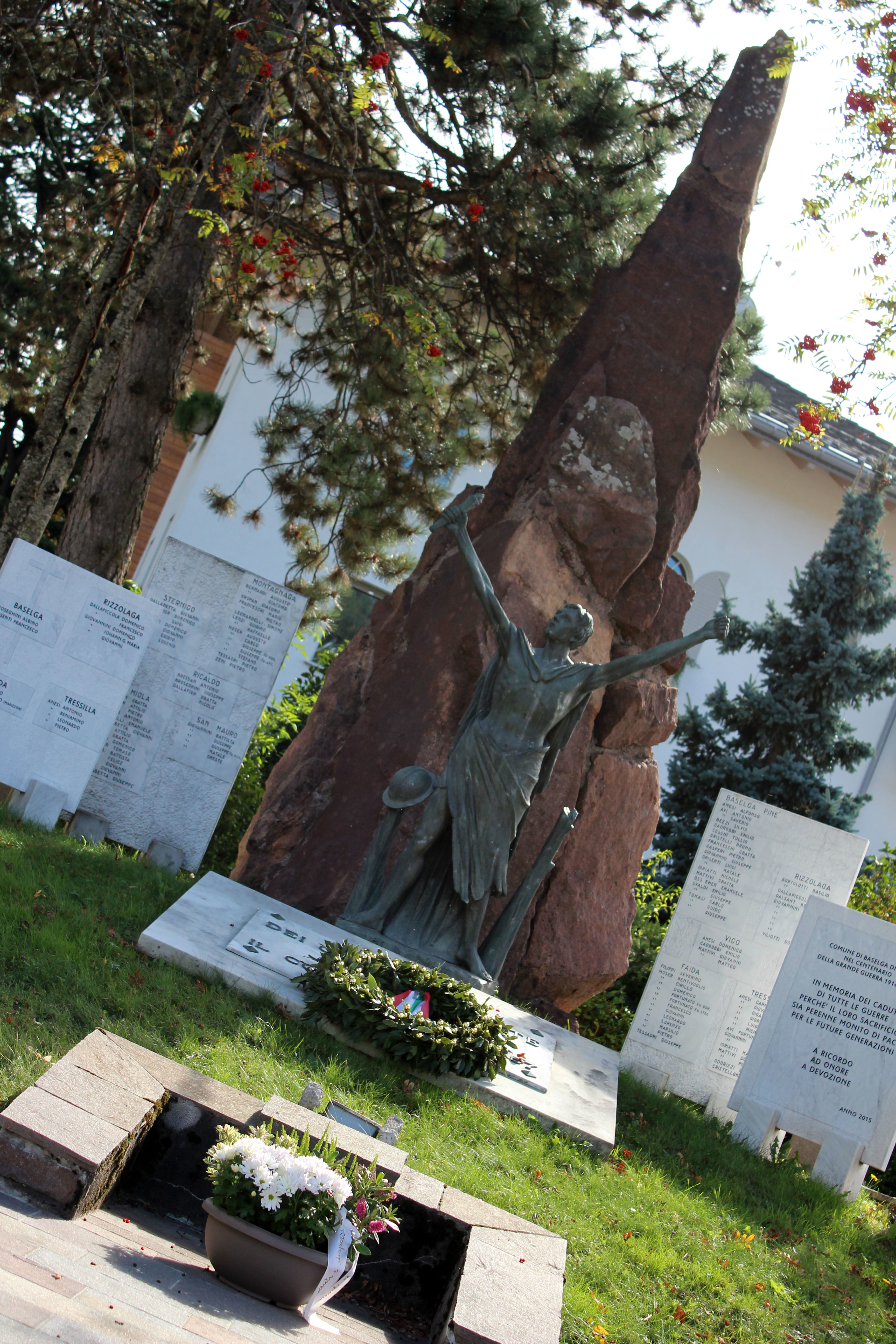 Monumento ai Caduti