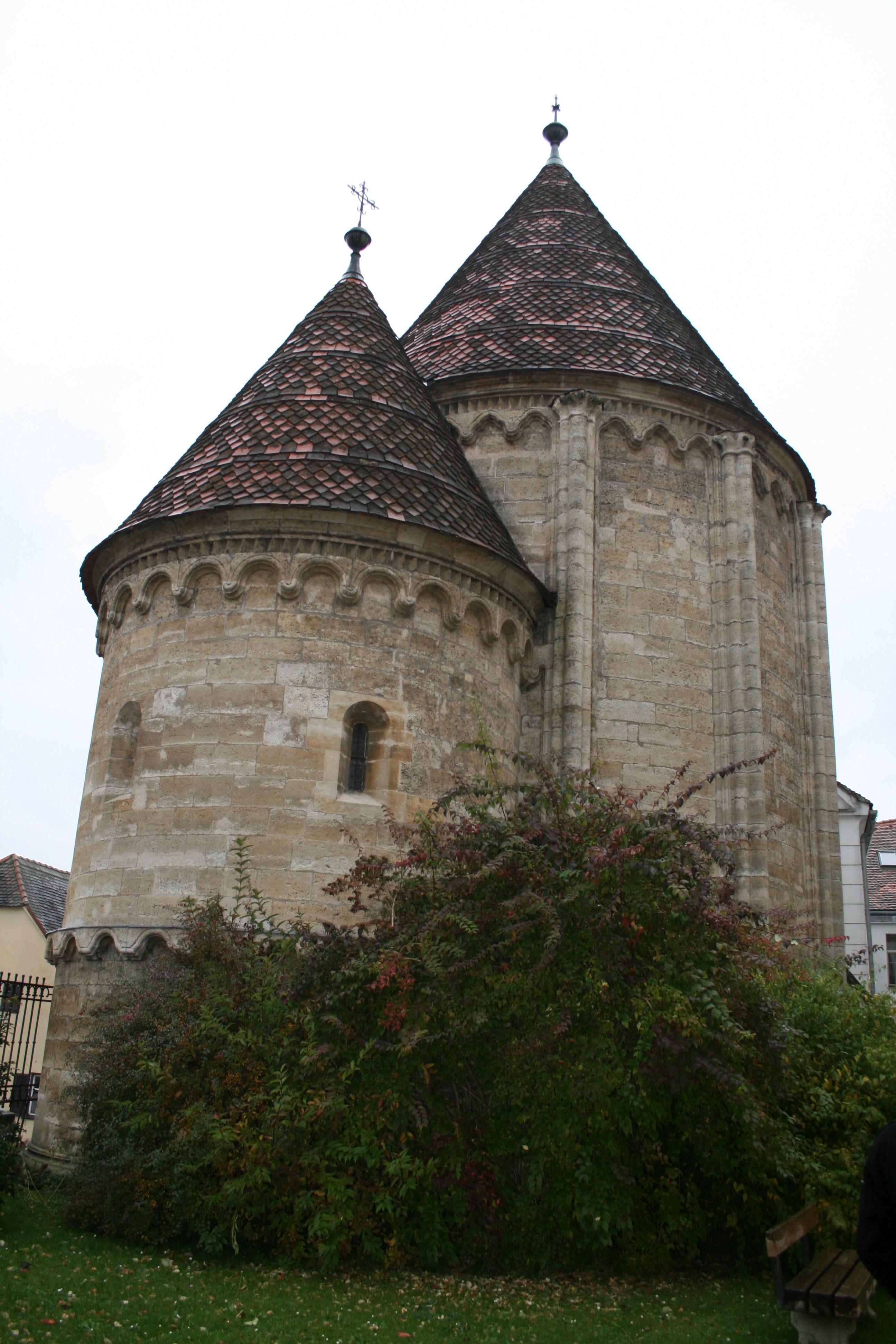 Karner, Hartberg