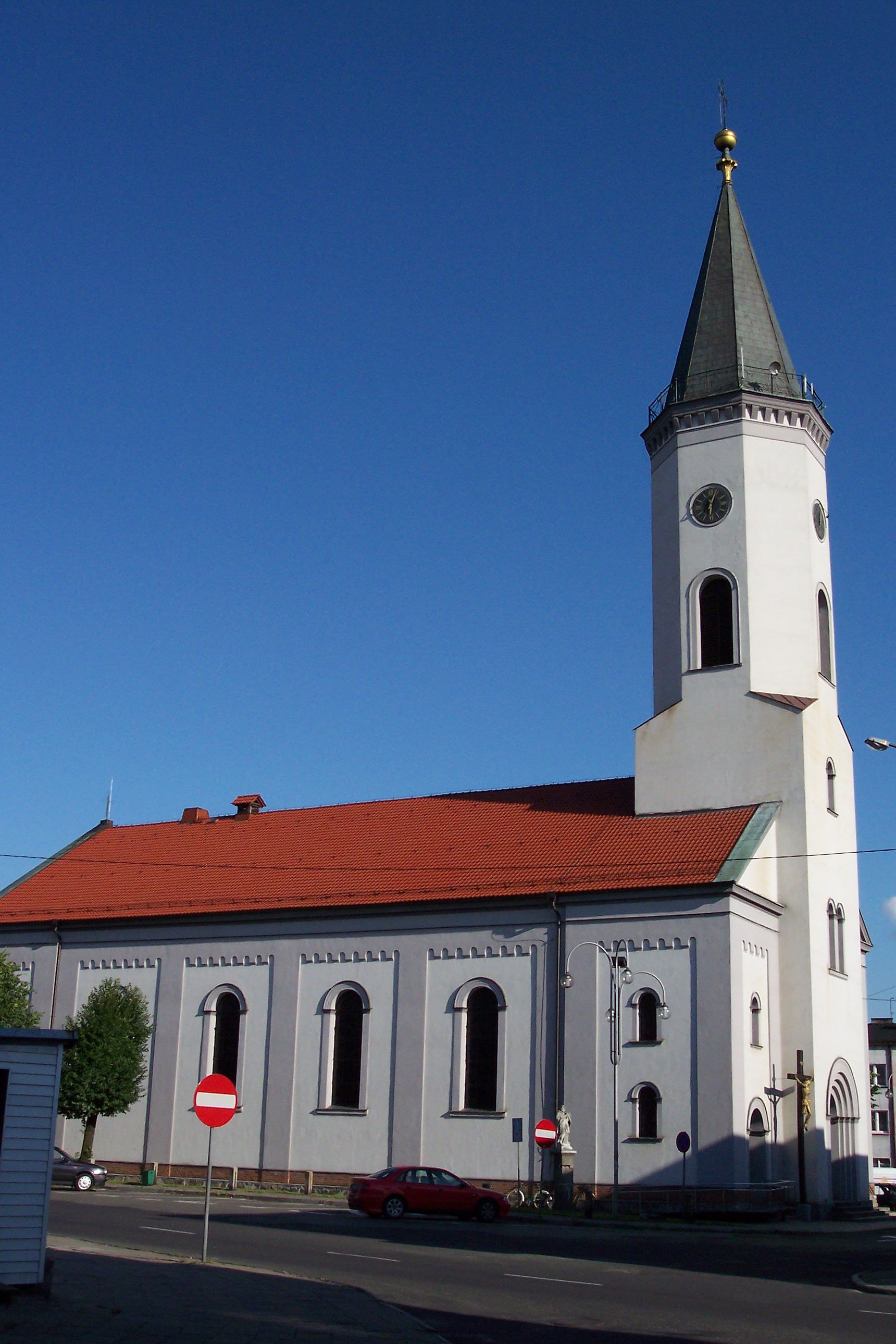 Parafia sw. Marii Magdaleny w Dobrodzieniu